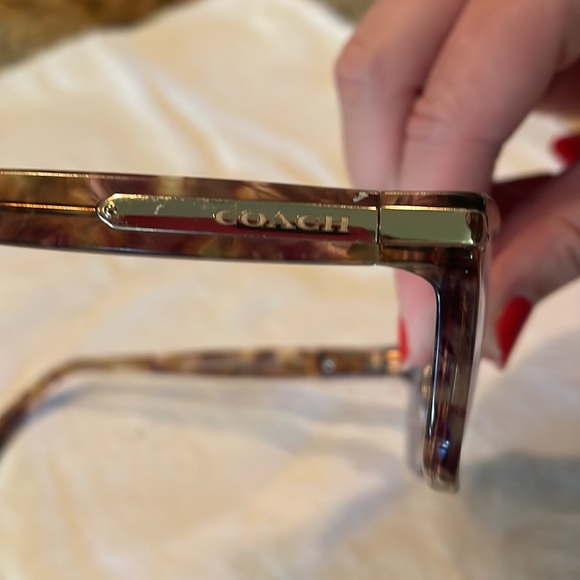 Tortoise shell Coach prescription glasses. - Picture 5 of 5